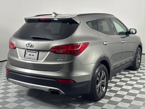 Used 2013 Hyundai Santa Fe AWD image 5
