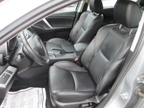 Used 2013 MAZDA MAZDA3 i Grand Touring image 19