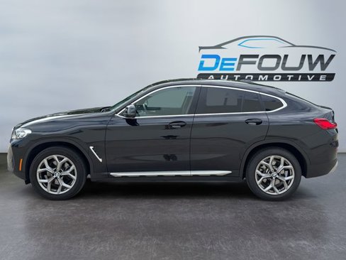 Used 2025 BMW X4 xDrive30i image 6