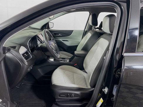 Used 2020 Chevrolet Equinox LT image 18