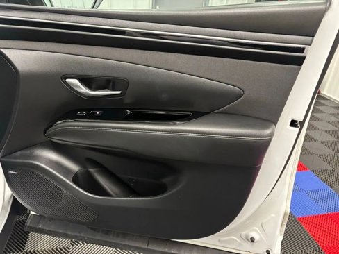 Used 2022 Hyundai Santa Cruz Limited image 7