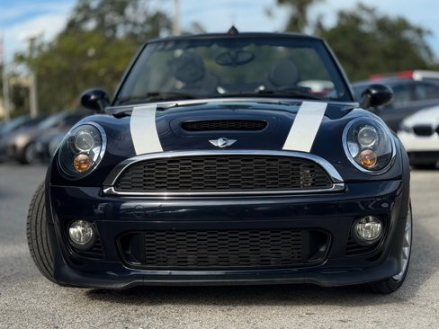 Used 2013 MINI Cooper S image 8