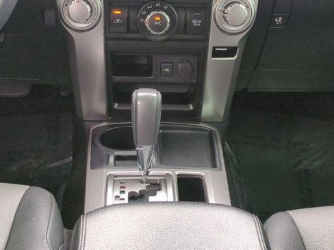 Used 2021 Toyota 4Runner SR5 Premium image 17