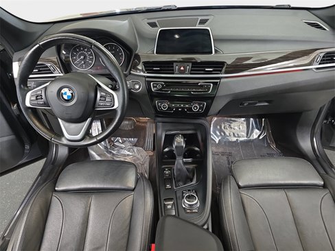Used 2018 BMW X1 xDrive28i image 9
