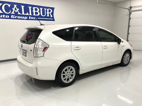 Used 2012 Toyota Prius V Five image 20