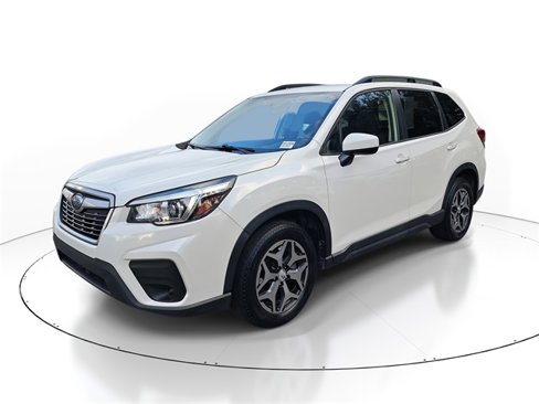Used 2019 Subaru Forester Premium w/ All-Weather Package image 3