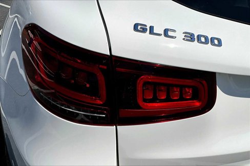 Used 2021 Mercedes-Benz GLC 300 4MATIC image 28