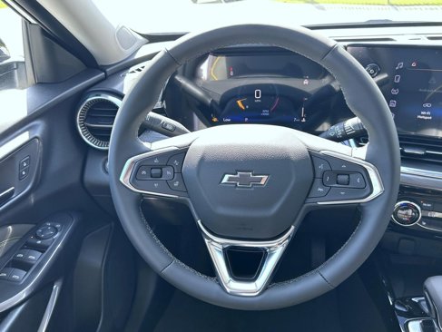 New 2025 Chevrolet Trax ACTIV w/ Sunroof Package image 9