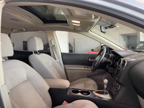 Used 2012 Nissan Rogue SV w/ Premium Pkg image 28