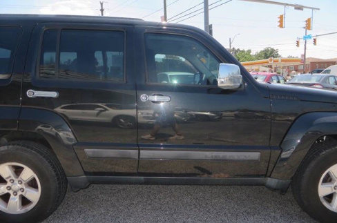 Used 2012 Jeep Liberty Sport image 30