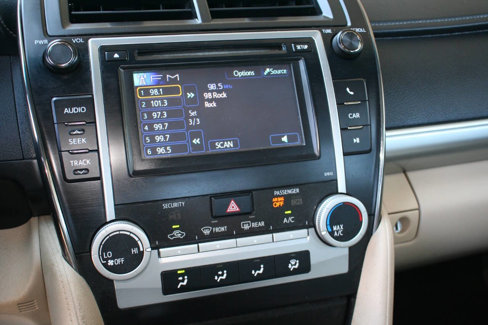 Used 2012 Toyota Camry LE image 15