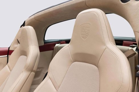 Used 2021 Porsche 911 Targa 4S Heritage Design image 37
