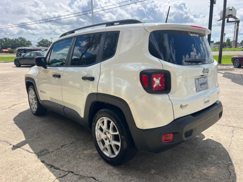 Used 2020 Jeep Renegade Sport w/ Sport Appearance Group image 8