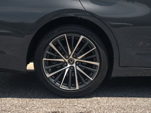 Used 2022 Lexus ES 350 w/ Premium Package image 11
