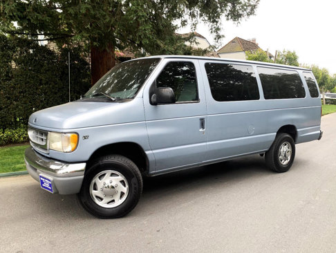 Used 1999 Ford E-350 and Econoline 350 XLT image 3