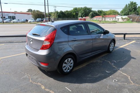 Used 2015 Hyundai Accent GS image 3