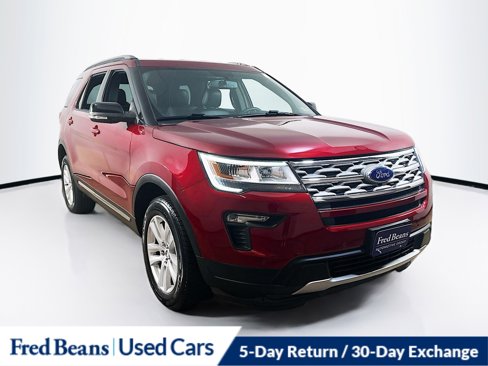 Used 2018 Ford Explorer XLT w/ Equipment Group 202A image 1