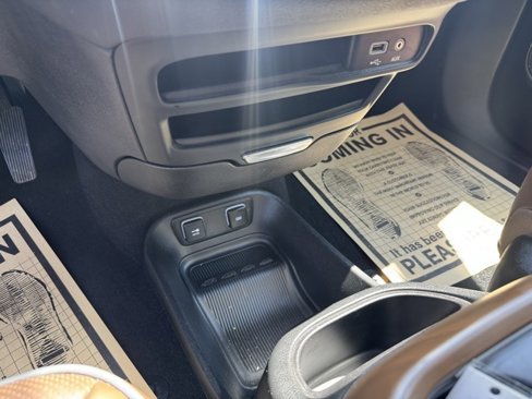 Used 2019 Chrysler Pacifica Limited w/ Advanced Safetytec Group image 19