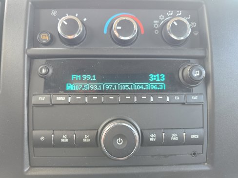 Used 2023 Chevrolet Express 2500 w/ Driver Convenience Package image 31
