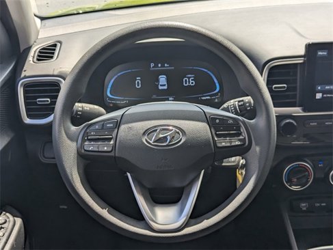 Used 2024 Hyundai Venue SE image 8