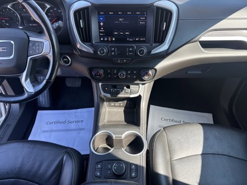 Used 2022 GMC Terrain SLT image 19
