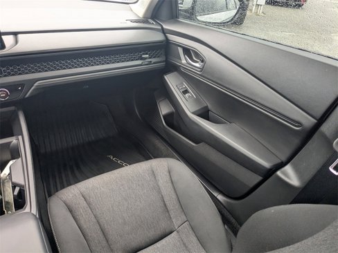 Used 2024 Honda Accord EX image 15