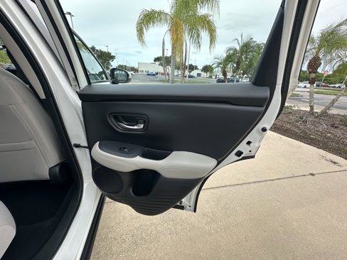 Used 2023 Honda HR-V LX image 27