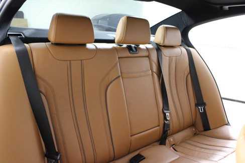 Used 2018 BMW 530i w/ Premium Package image 11