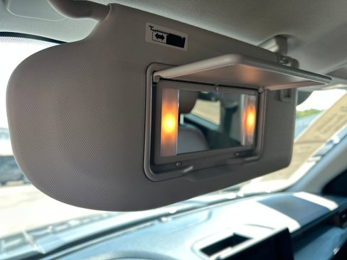 Certified 2022 Ford Maverick Lariat image 21