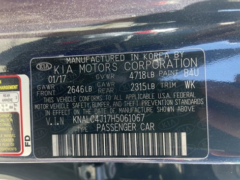 Used 2017 Kia Cadenza Premium w/ Luxury Package image 25