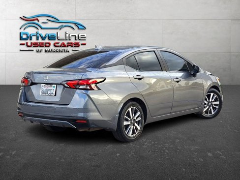 Used 2020 Nissan Versa SV image 10