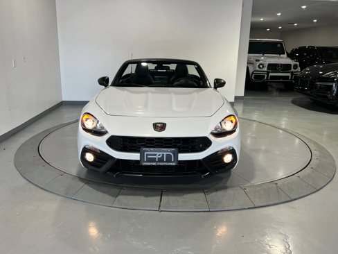 Used 2017 FIAT 124 Spider Abarth image 2