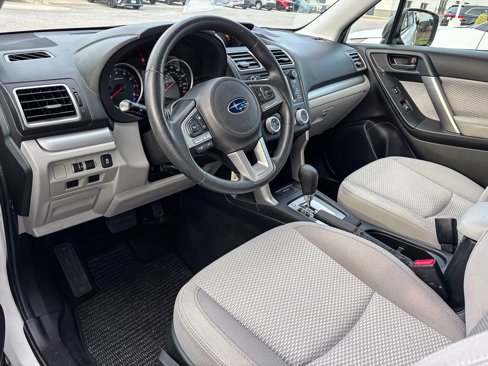Used 2018 Subaru Forester 2.5i w/ Alloy Wheel Package image 10
