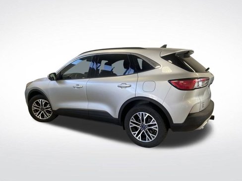 Used 2020 Ford Escape SEL image 3