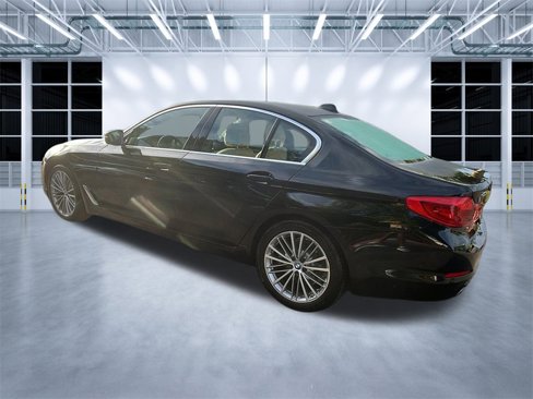 Used 2020 BMW 530i w/ Premium Package image 5