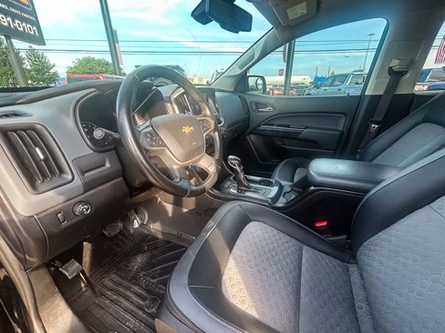 Used 2022 Chevrolet Colorado Z71 image 11