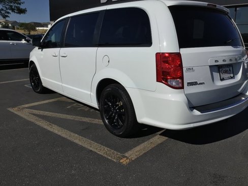 Used 2019 Dodge Grand Caravan GT image 3