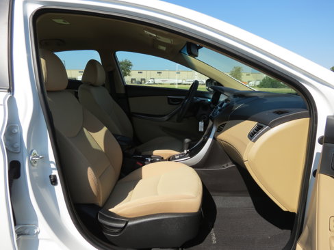Used 2013 Hyundai Elantra GLS w/ Preferred Pkg image 32