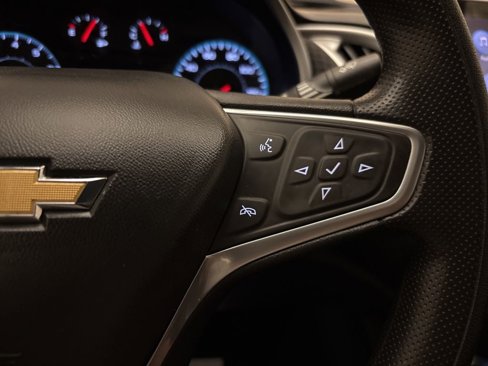 Used 2023 Chevrolet Malibu LT image 17