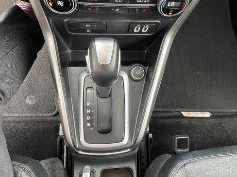 Used 2021 Ford EcoSport SES image 13
