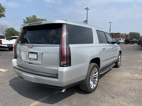 Used 2018 Cadillac Escalade ESV Premium Luxury w/ LPO, Radiant Package image 5