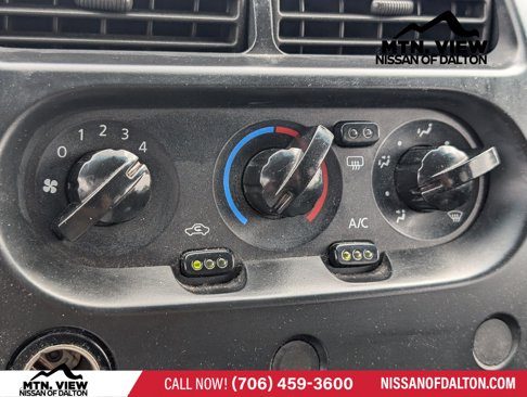 Used 2004 Nissan Xterra XE image 18