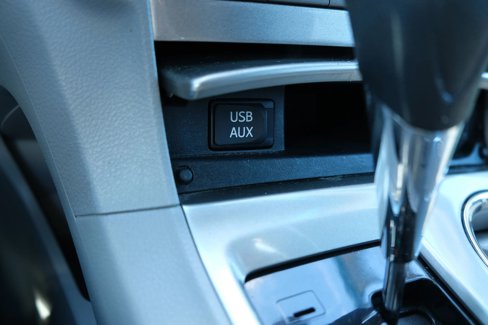 Used 2013 Toyota Highlander 4WD image 26