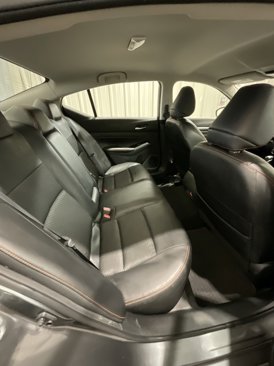 Used 2023 Nissan Altima 2.5 SR image 11