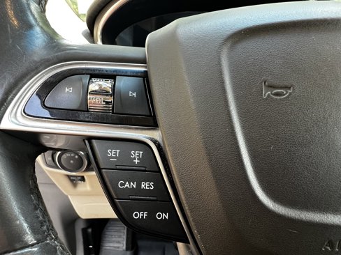 Used 2020 Lincoln Nautilus FWD w/ Equipment Group 101A image 18