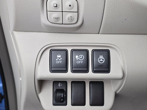 Used 2012 Nissan Leaf SL image 26