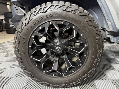 Used 2020 Jeep Wrangler Unlimited Sahara image 11