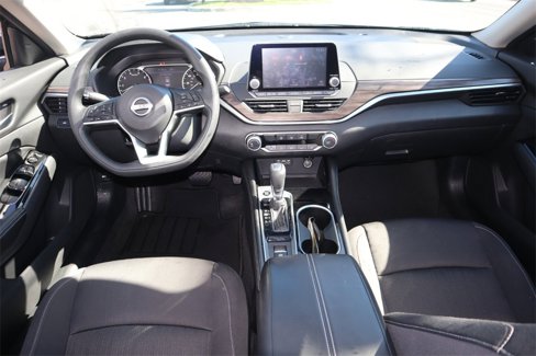 Certified 2023 Nissan Altima 2.5 SV image 17