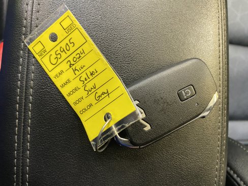Used 2024 Kia Seltos SX w/ SX Sunroof Package image 49