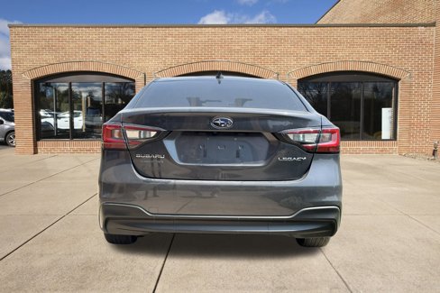 Used 2022 Subaru Legacy Premium image 4
